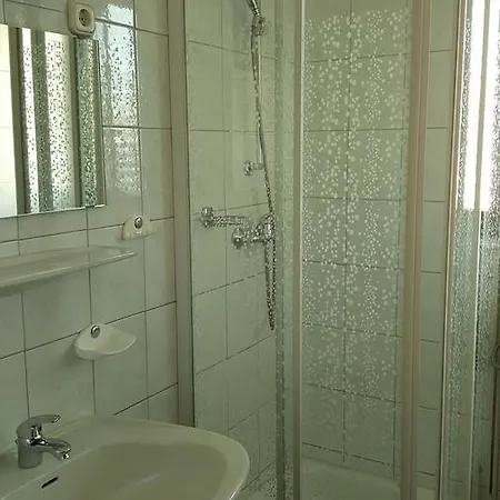 Guest house Maria Theresia 3*